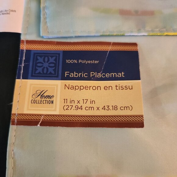 New with Tags Fabric Floral Placemats 11" x 17" 100% Polyester - Picture 6 of 7